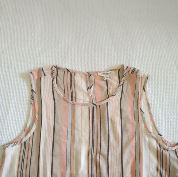 beachlunchlounge🏖️ Striped Bobbi Top - NWT - Picture 4 of 14